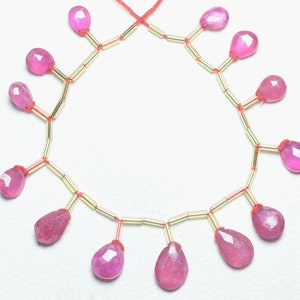Cuentas de rubí natural en forma de pera (5 x 7 mm a 8 x 11 mm), briolettes facetados, collar de piedras preciosas, cuentas de rubí raras, hilo de joyería, 13 piezas, n.º 5252