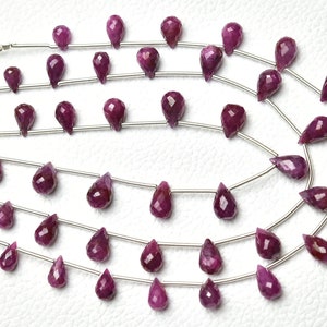 Lacrime di rubino naturale da 4 x 5 mm a 6 x 9 mm Perline di pietre preziose a forma di goccia sfaccettate Briolettes Perline di rubino rosa Pietra preziosa Filo da 7 pollici N. 6622
