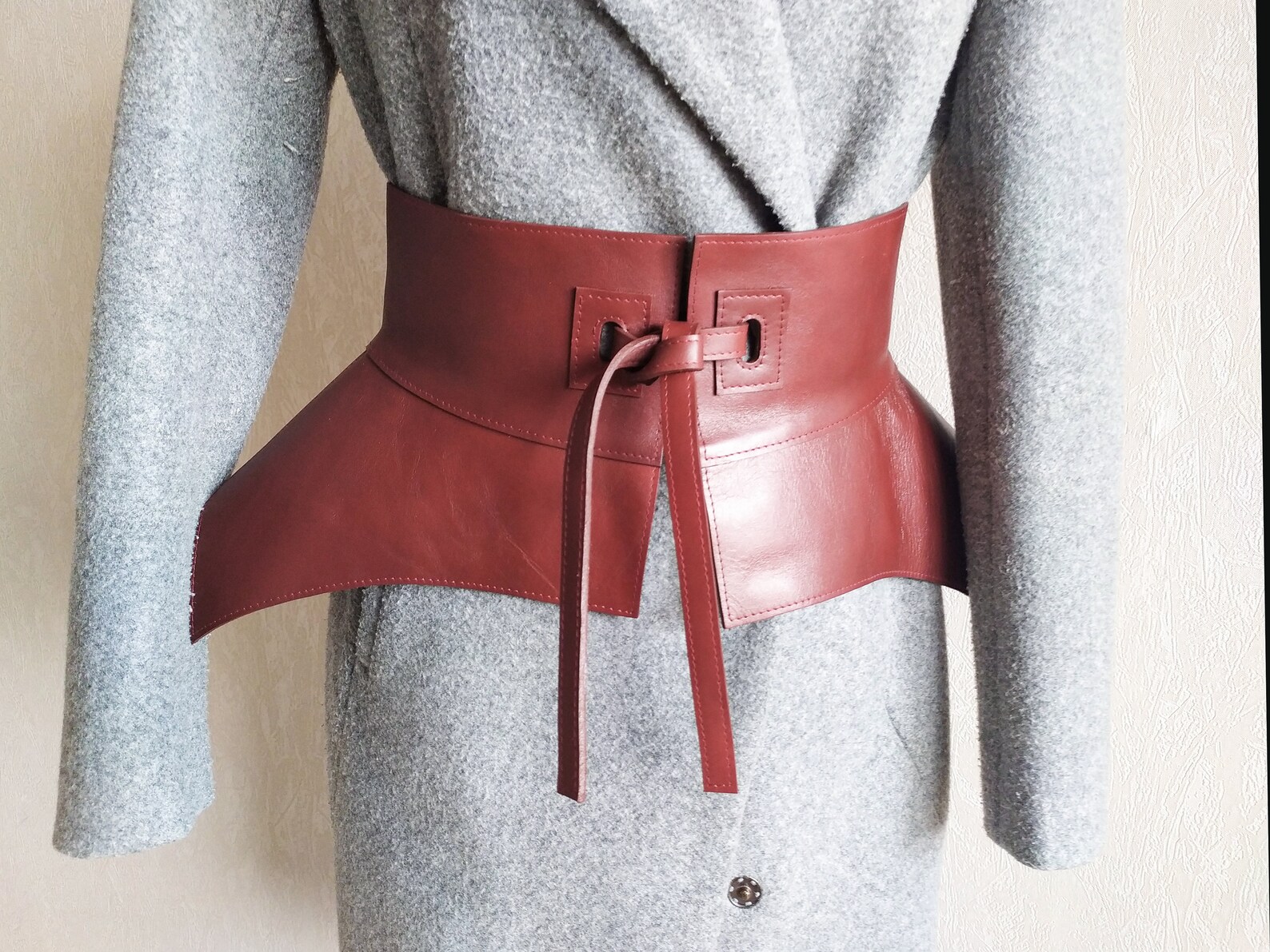 peplum belt leather