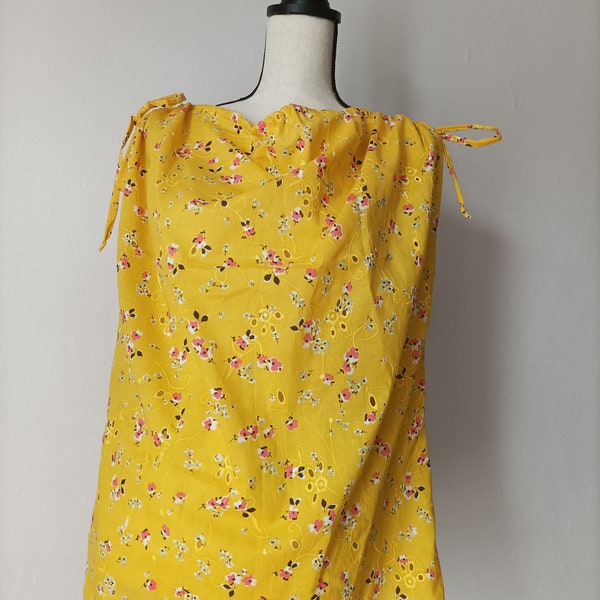 Top tunique jaune en coton jaune et broderies anglaises et fleurs taille 40