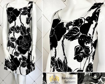 1960s Abstract Monochrome Splashy Floral Print Side Button Fastening Cotton Jacquard Dress .. Label: Horrockses Fashions .. UK 12 .. Vtg 60s