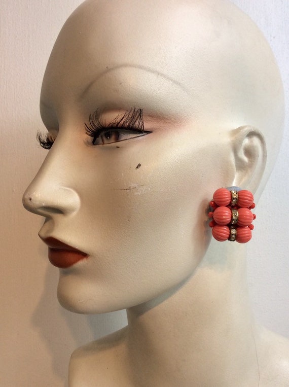 Gorgeous 1940's Coral Coloured textured Bead with 