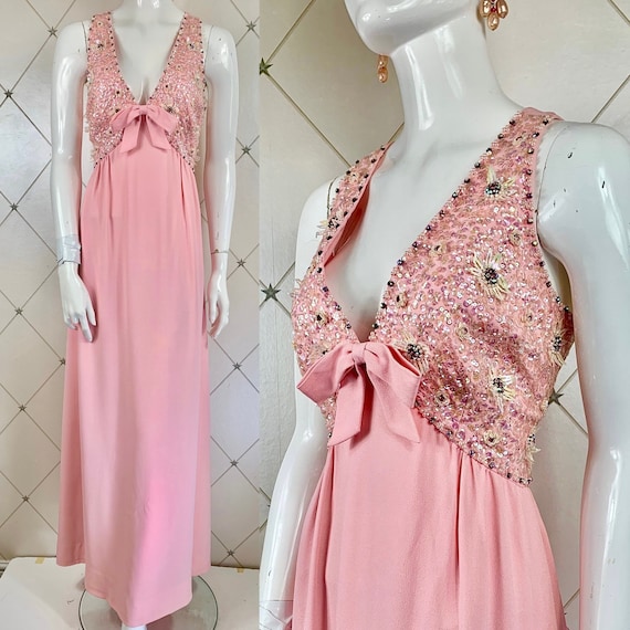 Late 1960's Shell Pink Crepe Crystallised Empire Line Gown .. Metal Zip .. Label: creation.. Louisa Zee .. UK 12 .. True Vintage Sixties 60s