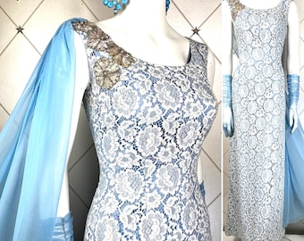 1950's Hollywood Style Powder Blue Lace Gown .. Chiffon Float & Sequin Corsage .. UK 8 - 10 .. Label: Ann's Vogue Shoppe .. Original Vintage