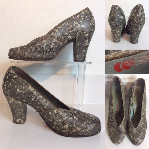 1940's CC41 Faux Snakeskin all Leather Court Shoe… - image 1