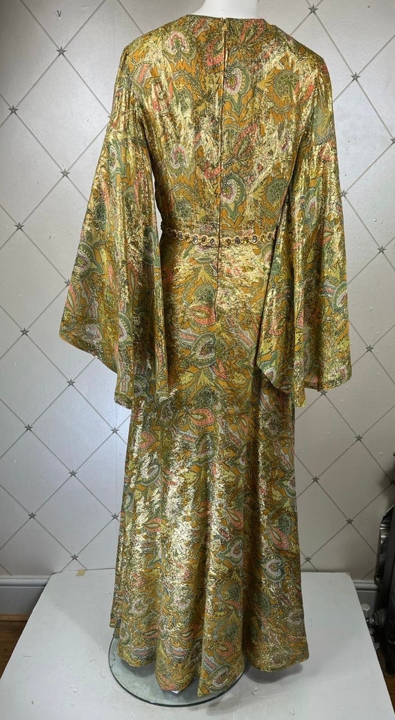 On Hold* Late 1960s Shimmering Gold Lurex Paisley… - image 6