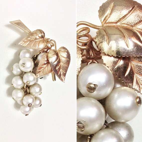 Beautifully made 1940's Gold Plated Faux Pearl Br… - image 2