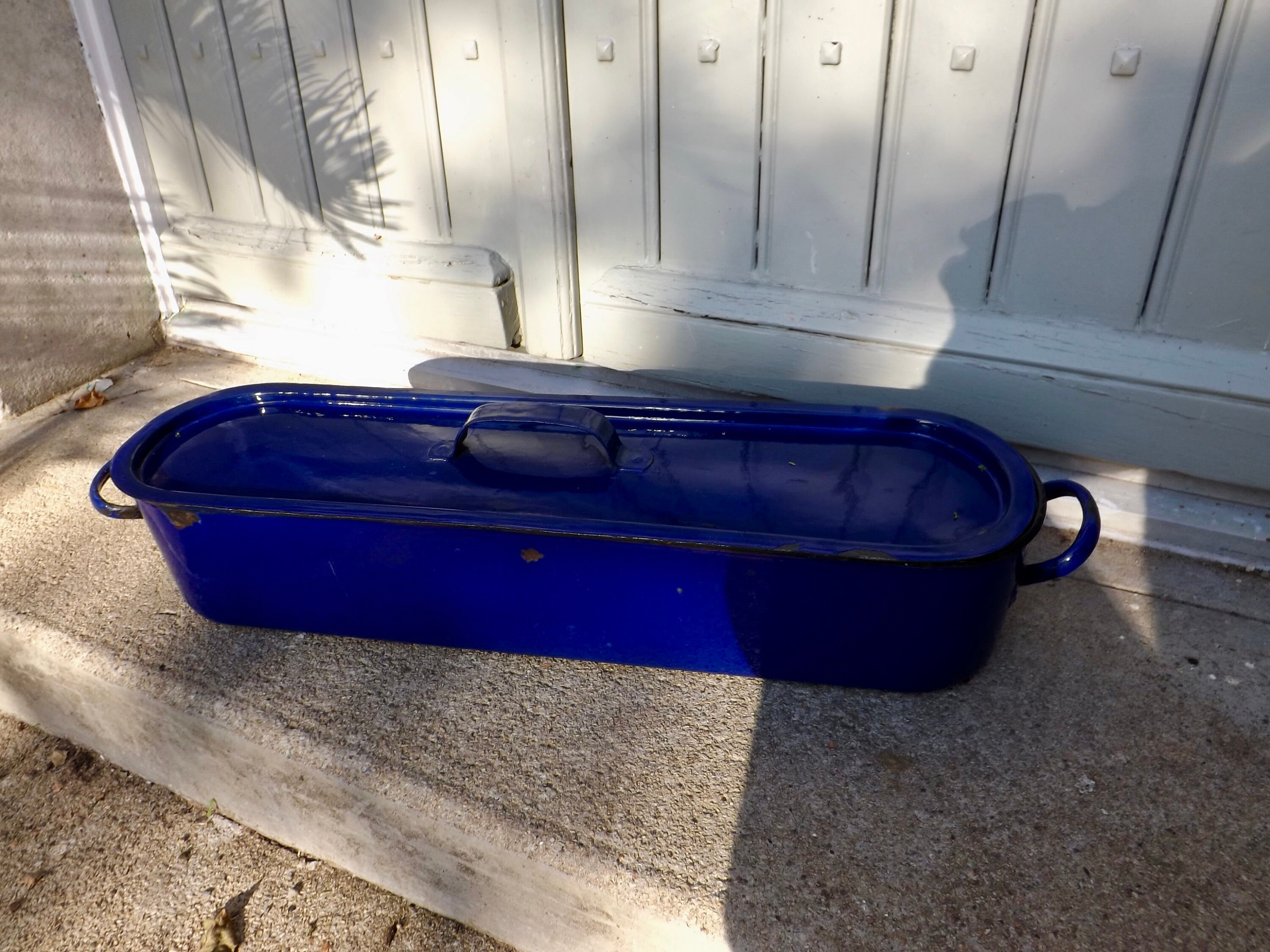 Vintage Français Enamel Fish Kettle Beautiful Deep Blue Colour Enamelware