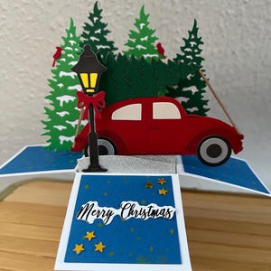 Winter Wald Weihnachtsbaum auf Auto