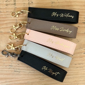 Personalised Wristlet Keyring, Ideal Gift for Teacher, New Driver, Bridesmaid, New Home, Party Favour, Car Keychain - 5 colours available