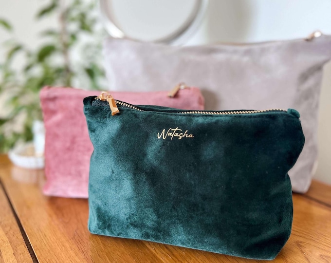 Personalised Velvet Makeup Bag for Cosmetics, Jewellery, Accessories & Travel, Custom Bridesmaid Gift, Birthday Gift for Women