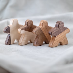 Decor Meeple: Unique Wooden Handmade Gameshelf Art