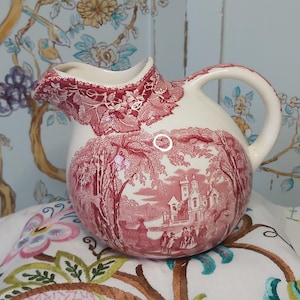 Vintage Masons Ball Jug with Ice Lip in the Vista Pink or Red Pattern c1930s