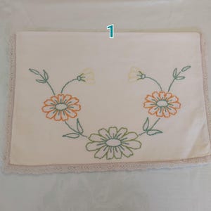 Custodie da notte vintage fatte a mano, ricamate e rifinite con pizzo