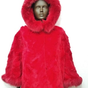 Hoodes Red Rex Chinchilla Cape,rED Sheared Poncho,Hooded Red Rex-Chinchilla Poncho,Natural Red Fur Poncho