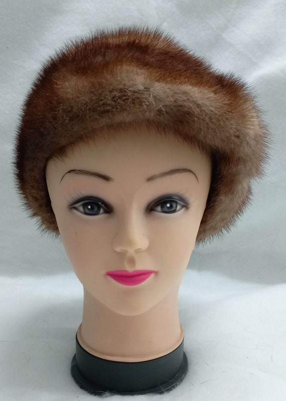Handmade Brown Mink Fur Beret - Classy Winter Hat - Etsy display picture 1