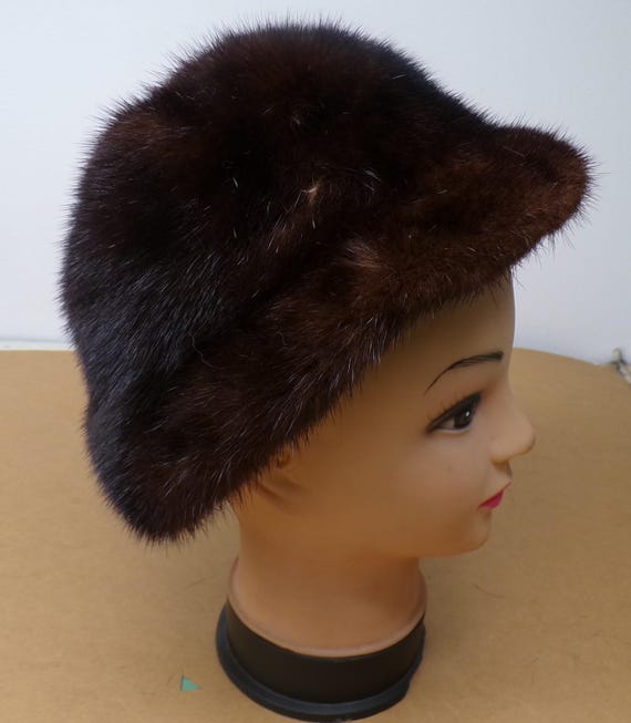 Luxury Mink Fur Beret: Handmade Warm Winter Hat - Etsy display picture 1