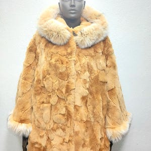 Classy Hooded Rex Chinchilla Fur Cape,Elegant Hooded Cape,Mink Fur Cape, Classy Women Cape,Hooded Mink Fur Poncho,Mink Fur Cape