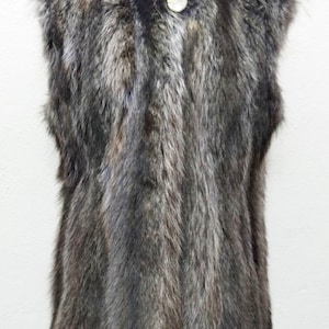 Raccoon Fur Vest,Skin Fur Vest,Raccon Sleevless Jacket,Skined Sleevless Jacket,Hooded Fur Vest,Sleevless Jacket,Raccoon Waistcoat, Fur Vest