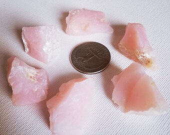 Pink Opal Rough 6 Specimens (74.1 grams) / Opalo Rosado Bruto 6 especímenes (74.1 gramos) Free shipping/Envío gratis.