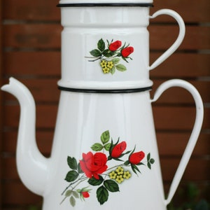 Large Vintage enamel coffee pot jug pitcher flower vase, shabby chic enamel – rustic kitchen decor
