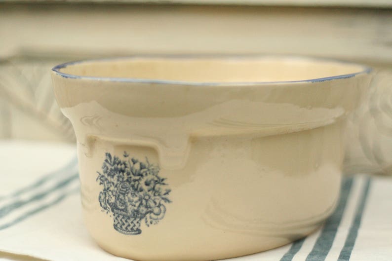 Vintage French ceramic oven dish \u2013 large bowl \u2013 French d\u00e9cor \u2013 rustic kitchen \u2013 shabby chic d\u00e9cor