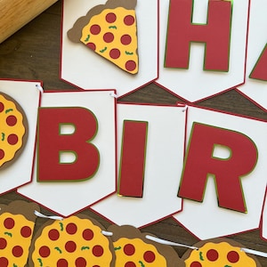 Pizza Birthday Banner: Pre-Strung Party Decor
