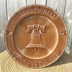 Liberty Bell Plate: VTG Deneen Pottery American Bicentennial Decor, Signed