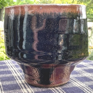 Shirley Johnson Yunomi Teacup: Studio Pottery 3.5 Inch Tall, 12 Ounces, Signed