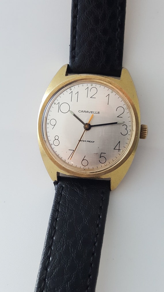 Vintage CARAVELLE by BULOVA, Very Striking Dial, 1