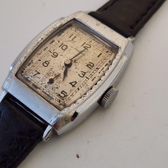 Circa 1930's square watch new arrivals