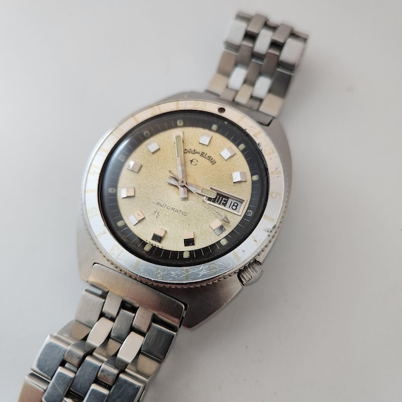 Vintage LORD ELGIN AUTOMATIC Dive Style Watch, Swiss Made 25