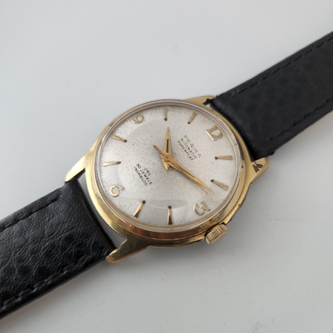 Vintage PERMA SUPERFLAT AUTOMATIC Gents Watch, Swiss Made  display picture 3