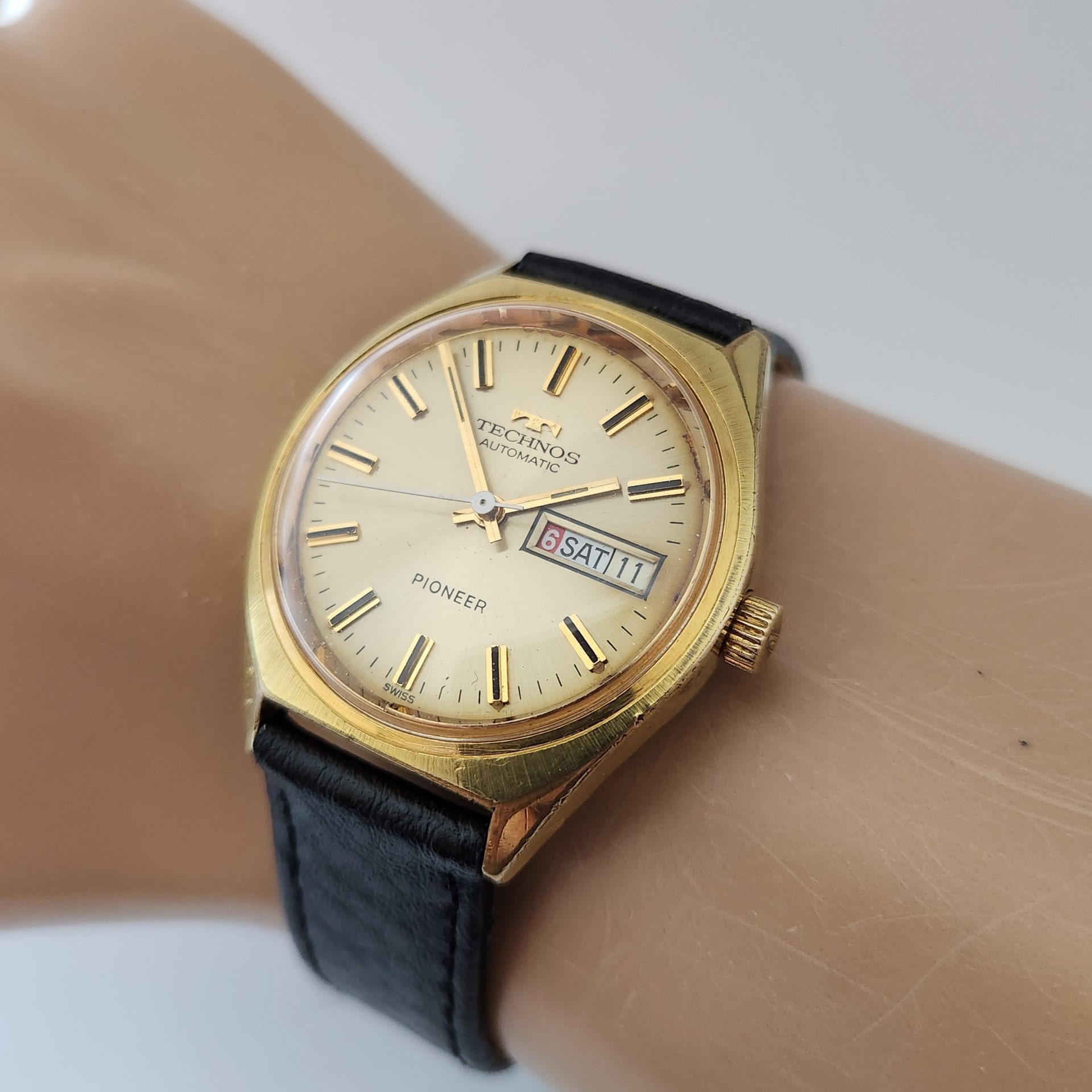 その他 Technos Automatic Vintage TECHNOS PIONEER AUTOMATIC, Swiss Made, Day/date, Hi Beat