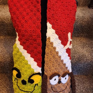 C2C Crochet Grinch & Max inspired Scarf