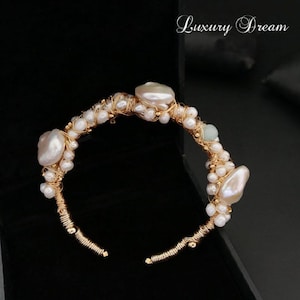 Luxury Baroque Pearl Bracelet * natural Freshwater Pearl bracelet * Designer Bracelets * 14K gold plated wire bracelet * Pearl Cuff Bracelet