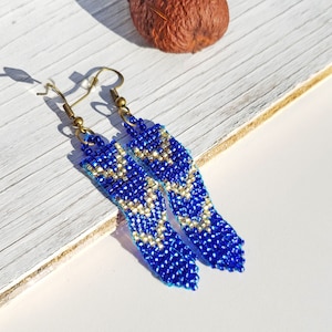 beaded drop jewelry/handmade jewelry/summer boho earrings/Simple beaded earrings/handcraft earrings/navy blue/gift for her