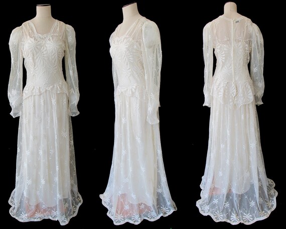 Beautiful Vintage Victorian Reproduction Wedding G