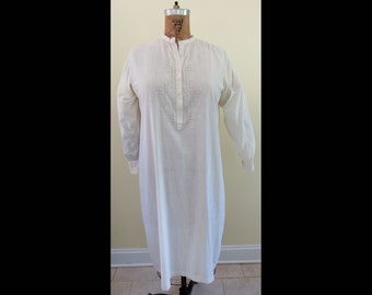 Antique Vintage 1900's White Nightgown - Openwork and Embroidery - Larger Size!