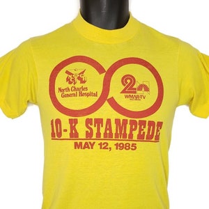 10K Stampede Run T Shirt Vintage 80s 1985 North Charles General Hospital Baltimore Running Race 50/50 Made In USA Mens Size Medium