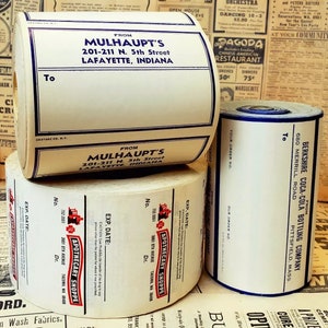 Vintage verzendgegomde en stickerlabels op rol