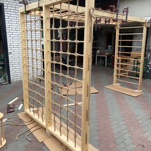 Custom Designed Indoor Playground, Climbing Wall, Climbing Net, Wall