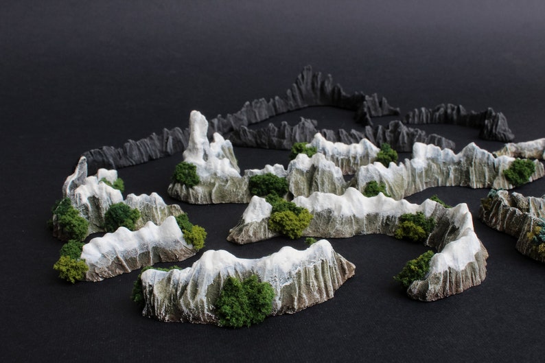 Argonath, Mount Doom and Mountains set for War of the Ring boardgame, resin, PAINTED and READY to PLAY image 8