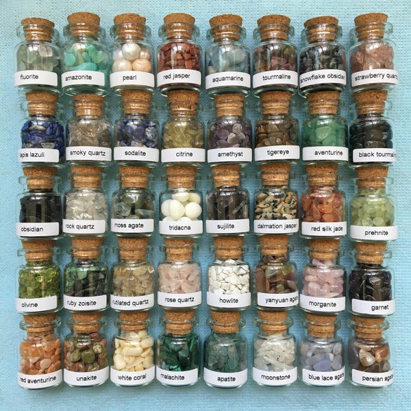 40 Mini Gemstone Bottles Chip Crystal Healing Tumbled Gem Reiki Wicca Stones Set