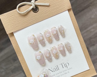 Buy 3 get 1 free!Custom press on nails/freehand sketching nails/white flowers nails/ Coffin nails/ summer Nails /temperament nails