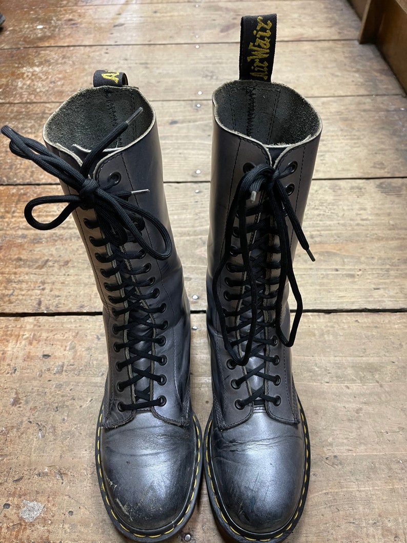 Shops Vintage doc martens 14EYE MIE