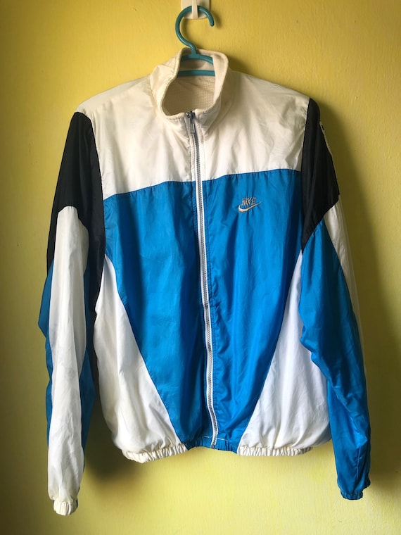 nike international vintage