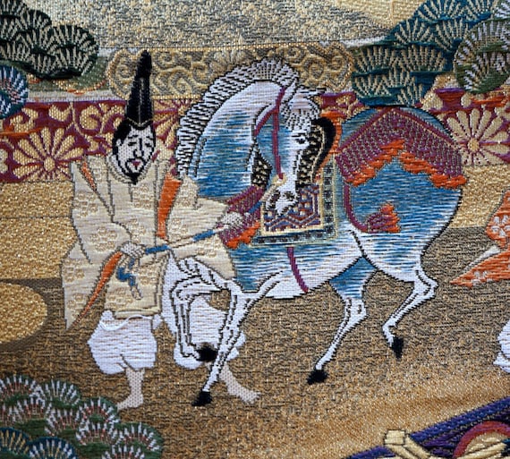 ⭐❣️粋な千八百口繻珍織。正倉院文様。金箔金糸使いの西陣織袋帯です♪ 鮮やかな傑作 - 西陣織袋帯、金箔、刺繍、侍、馬、貴族