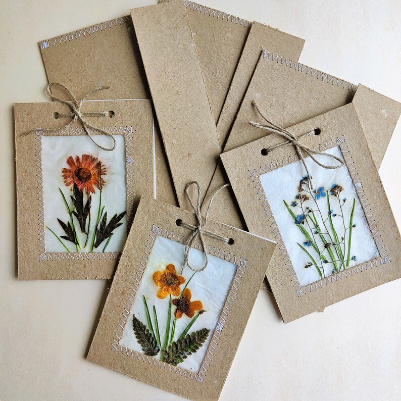 Pressed Flower Card Set of 3: Handmade Botanical Notecards - Etsy Canada
