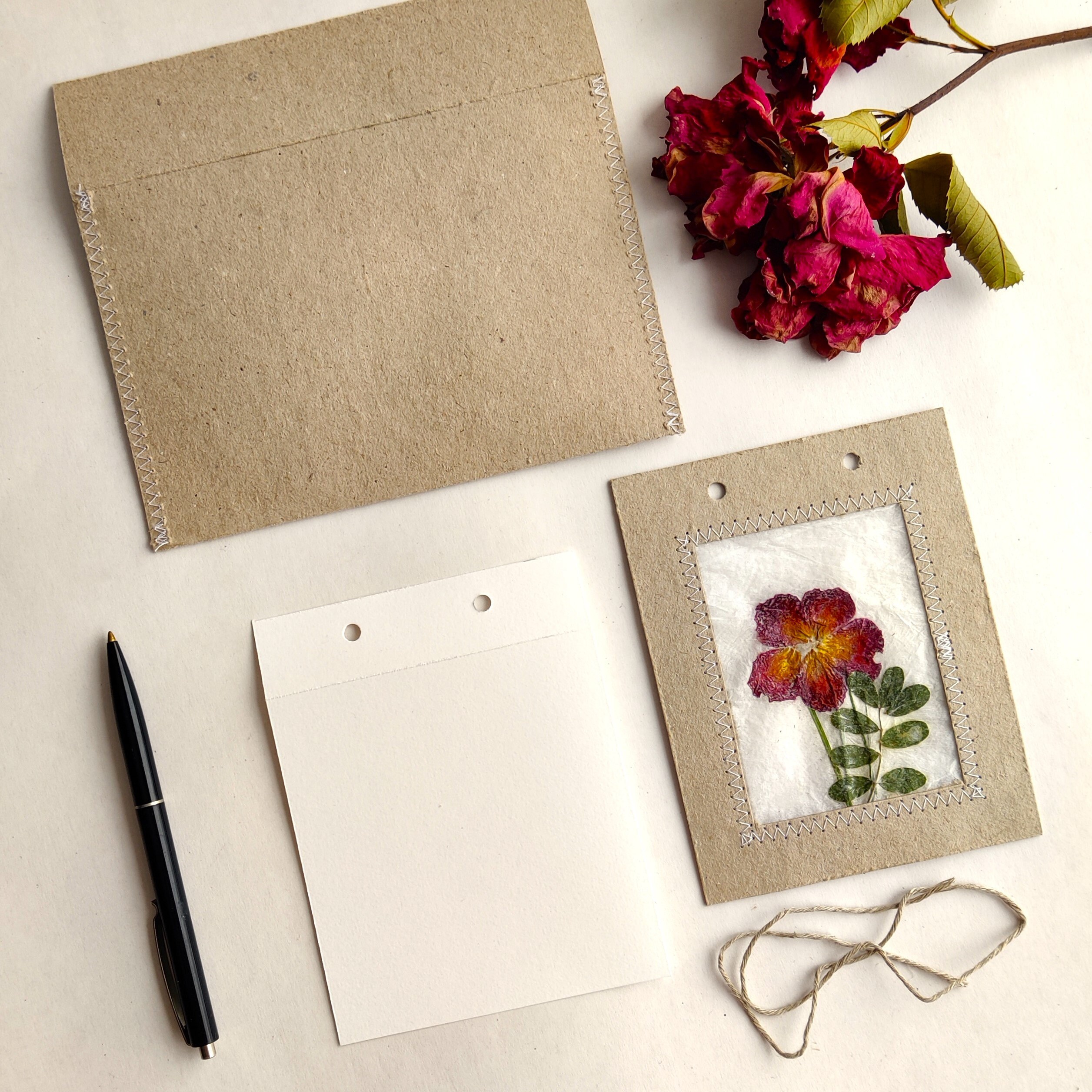 Handmade Pressed Flower Art Cards Set of 10 Favors for Guests - Etsy